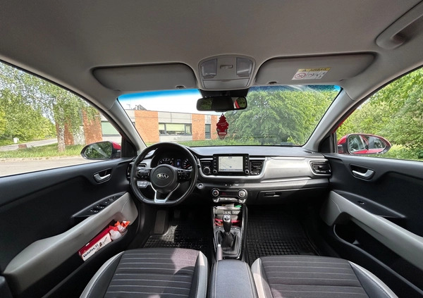Kia Stonic cena 68000 przebieg: 82000, rok produkcji 2018 z Toruń małe 92